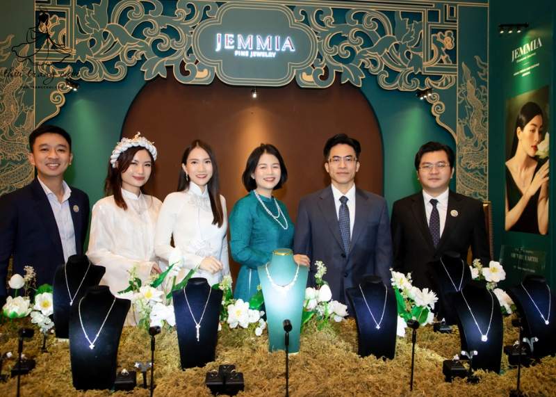 Sản phẩm trang sức tinh xảo từ Jemmia Diamond