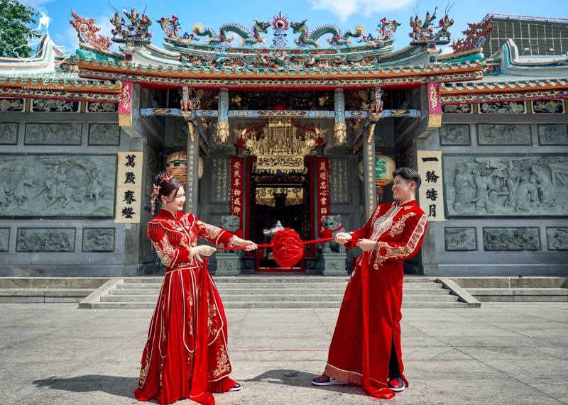 TukTuk Bridal là một trong những địa điểm cho thuê trang phục cưới người hoa có tiếng tại Sài Gòn