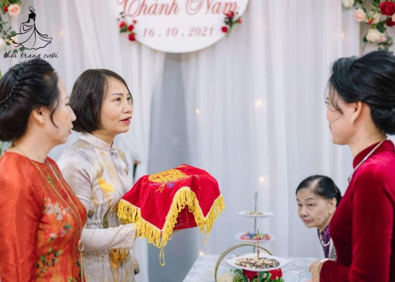 Dàn ý cho bài phát biểu của họ nhà gái
