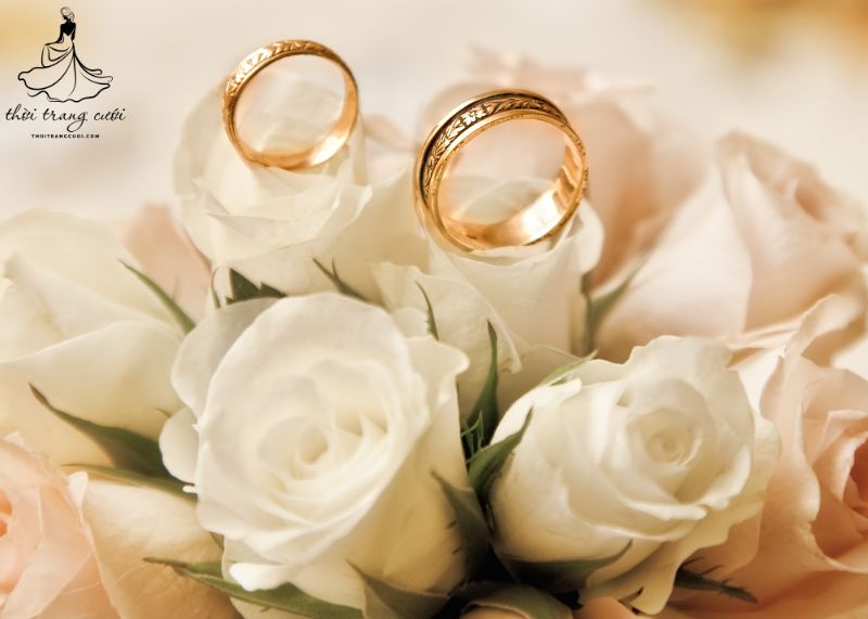 Hạn chế mua nhẫn cưới qua mạng