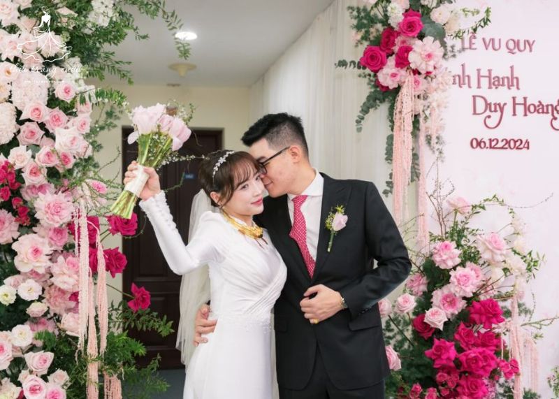 Kiểm tra và tổng hợp các chi phí chuẩn bị đám cưới cần chi trả