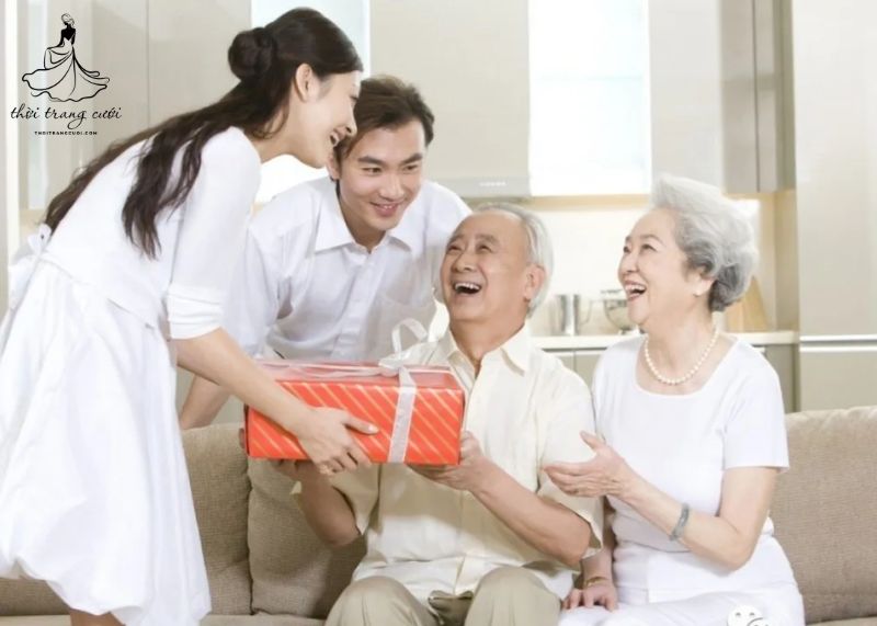 Thời điểm tổ chức lễ lại mặt sau đám cưới?