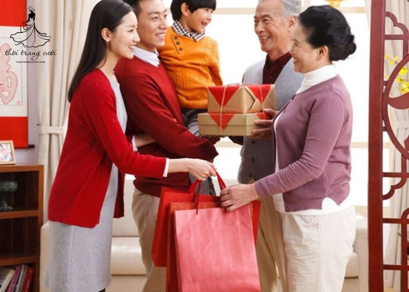 Chuẩn bị các lễ vật một cách chỉn chu
