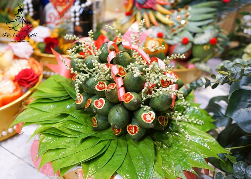 Nên tự làm hay đặt mua mâm trầu cau đám hỏi