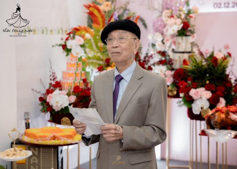 Thời gian thích hợp để phát biểu trong lễ đính hôn