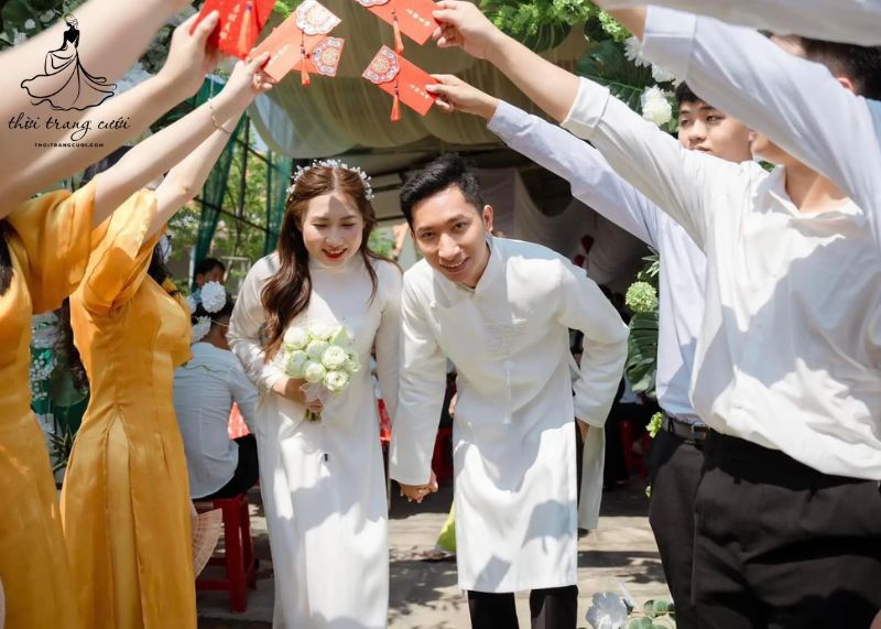 Trang phục phù hợp cho lễ đính hôn