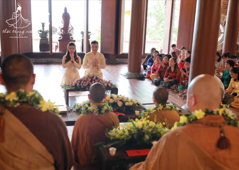 Nghi lễ truyền thống Phật giáo chứng giám tình yêu và hôn nhân bền vững