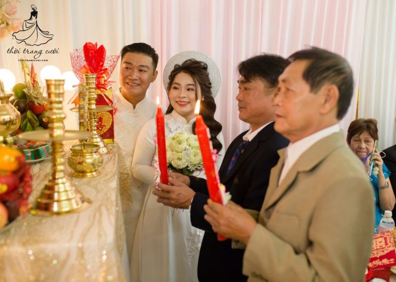 Nghi thức lên đèn đám cưới: Nét truyền thống thiêng liêng trong ngày vu quy