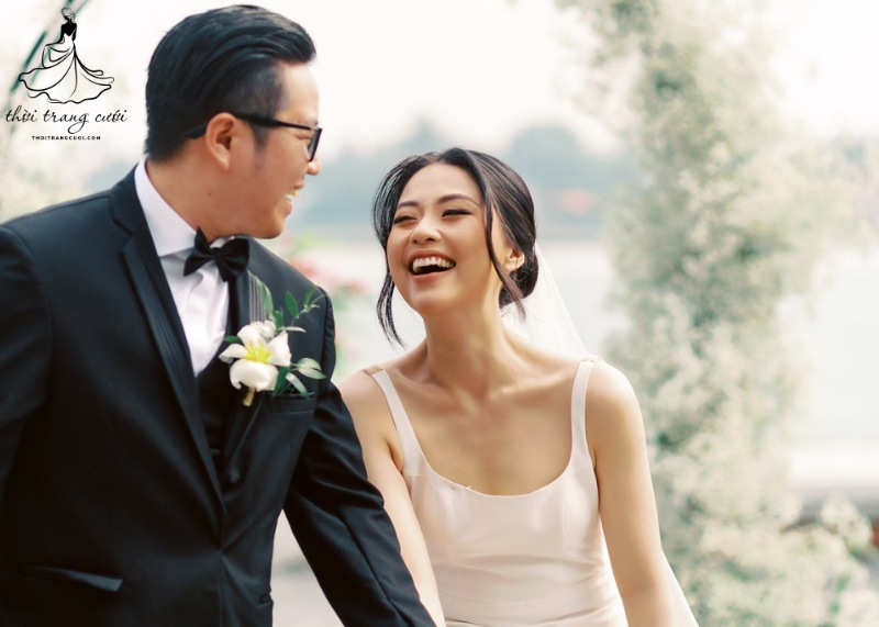 Nỗi lo lắng khi chọn váy cưới cho cô dâu có vòng 1 nhỏ