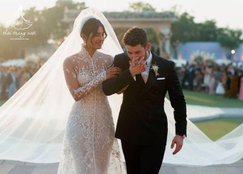 Váy cưới Priyanka Chopra – Đỉnh cao của "Váy Cưới Đẹp Nhất Thế Giới"