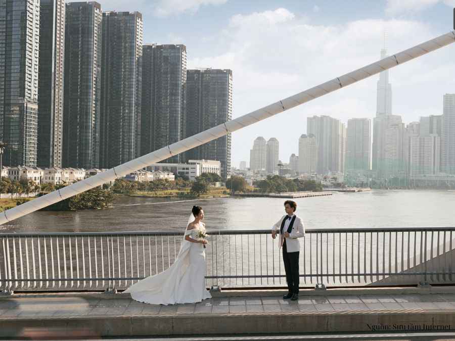 Địa điểm chụp hình cưới tại Cầu Thủ Thiêm 2