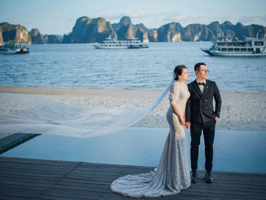 Chụp ảnh cưới ở vịnh Hạ Long - Di sản thiên nhiên
