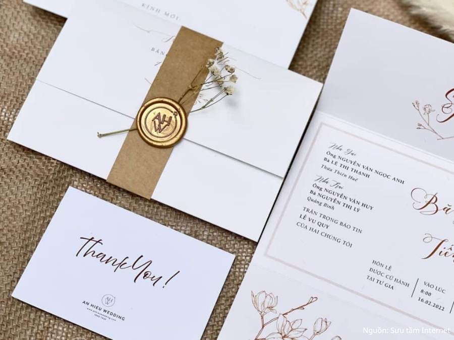Vẻ đẹp cổ điển trong mẫu thiệp cưới trắng postcard
